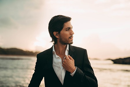 Joel Prieto regresa al Teatro Real de Madrid como Fenton de Falstaff