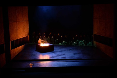 La llama eterna de «Il Trovatore», de Verdi, desde el Teatro Real a toda España