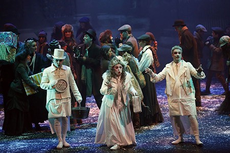 Cuento de Navidad, de Dickens, recibe el año en ABAO-TXIKI