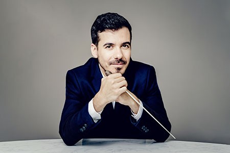 Nuno Coelho dirige a la Joven Orquesta Nacional de España en una gira de conciertos por España y Portugal