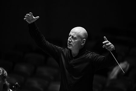 La Tonhalle-Orchester Zürich emprende una gira por España con Paavo Järvi y Lisa Batiashvili con Ibermúsica