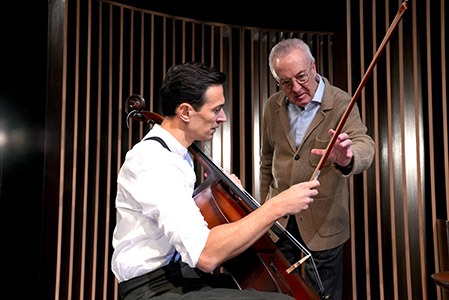 Teatros del Canal lleva a escena Música para Hitler, que recrea la invitación que Pau Casals recibió del dicctador