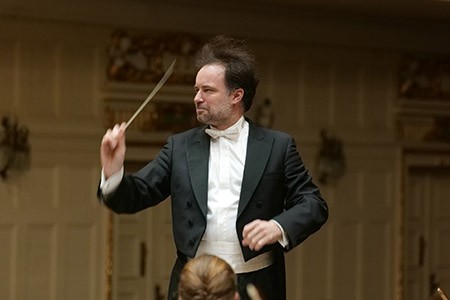 Łukasz Borowicz dirige Verdi en la Ópera de Tenerife