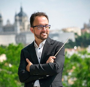 Julio César Picos debuta en Suiza con El barberillo de Lavapiés 